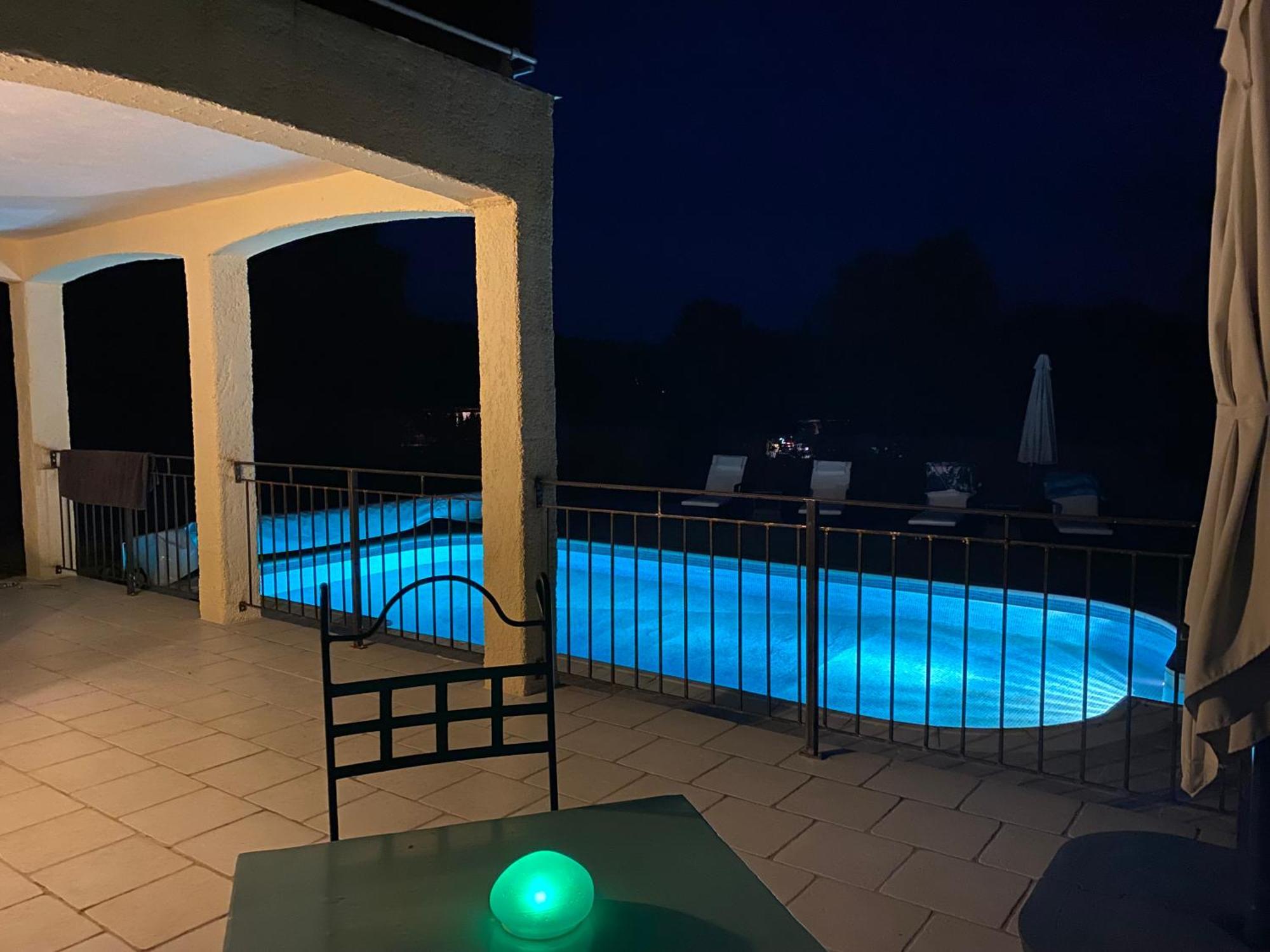 Bed and Breakfast L'Eveil En Provence Entrecasteaux Экстерьер фото