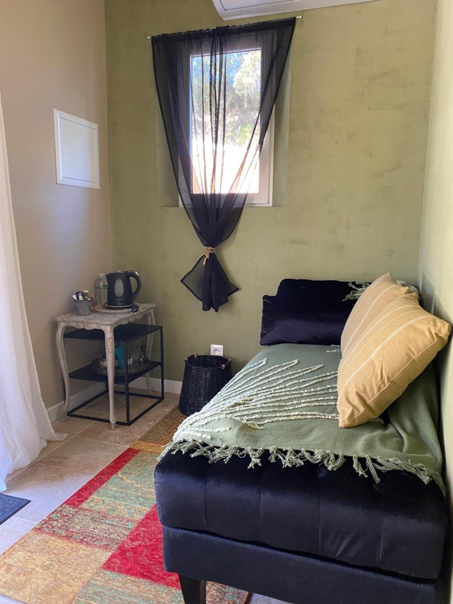 Bed and Breakfast L'Eveil En Provence Entrecasteaux Экстерьер фото